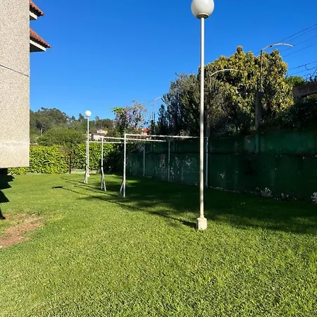 Playa America, Piso Familiar Con Jardin Y Garaje, Cerca De La Playa * Nigran