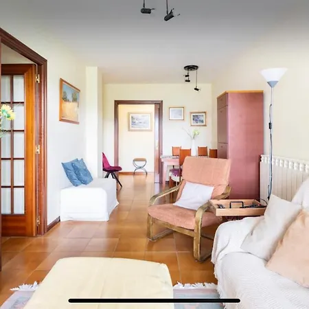 Apartment Playa America, Piso Familiar Con Jardin Y Garaje, Cerca De La Playa